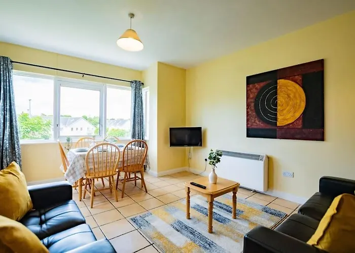 84 - Three Bed By Shortstays Apartamento