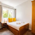 84 - Three Bed By Shortstays * גלוואיי