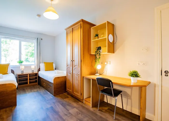 84 - Three Bed By Shortstays * Galway