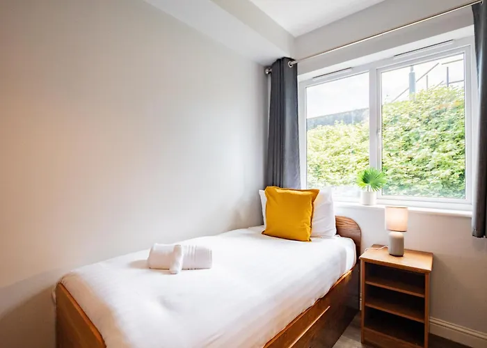 Lägenhet 84 - Three Bed By Shortstays Galway